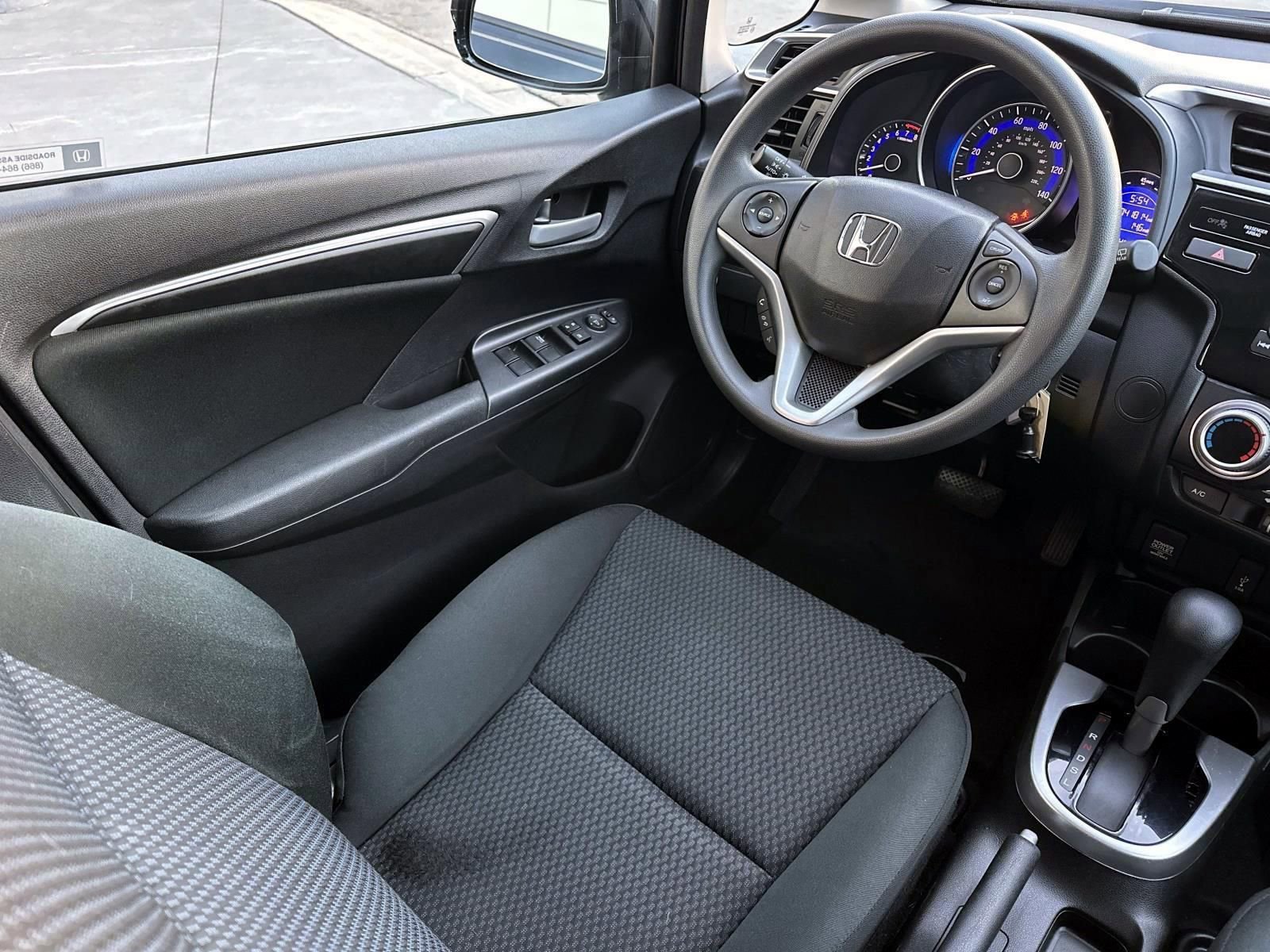 Used 2018 Honda Fit LX image 27