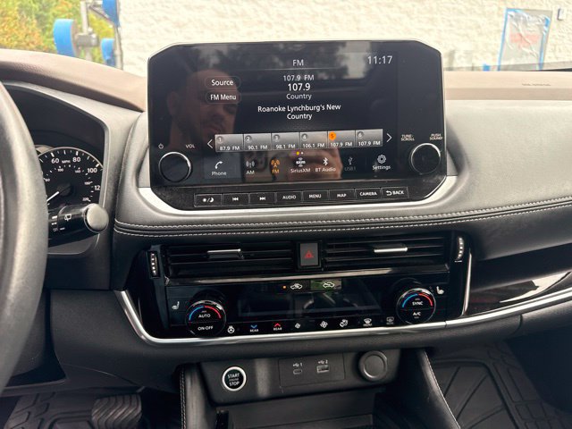 Used 2023 Nissan Rogue SL w/ SL Premium Package AWD/4WD image 22