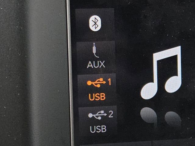 Used 2018 Jeep Grand Cherokee Laredo image 5