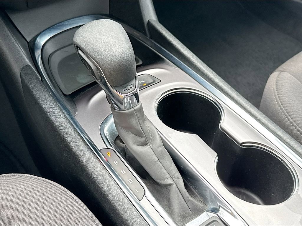 Used 2022 Chevrolet Malibu LT image 16