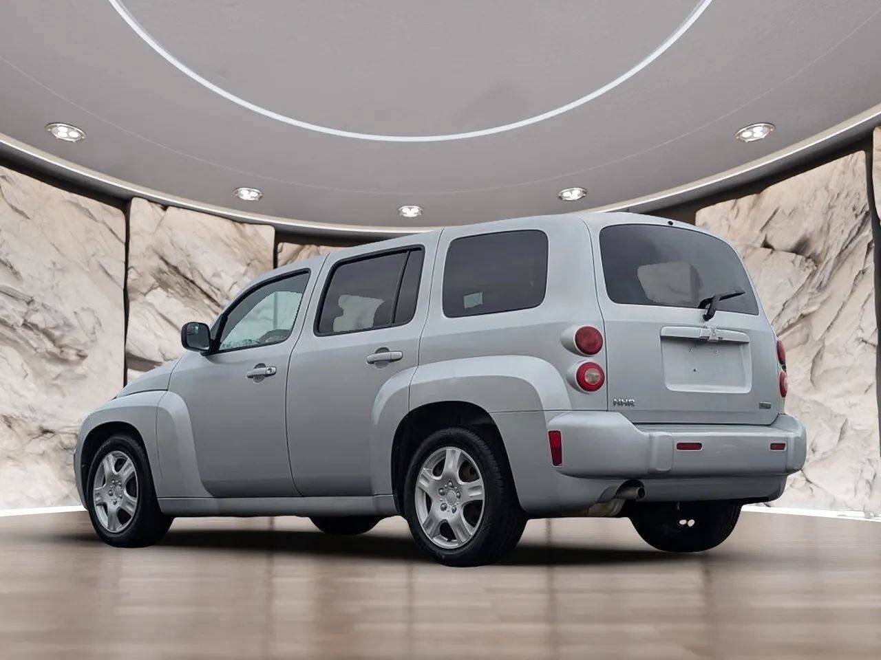 Used 2011 Chevrolet HHR LS FWD image 7
