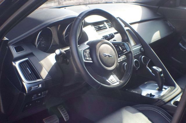 Used 2018 Jaguar E-PACE R-Dynamic S AWD/4WD image 23