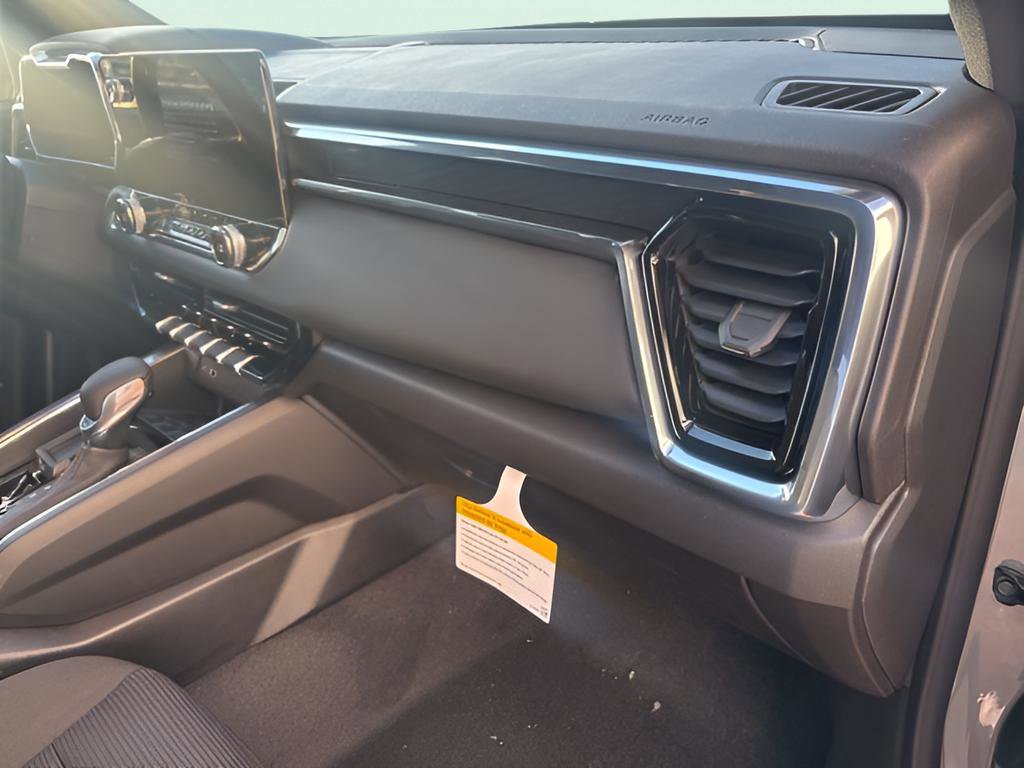 New 2026 GMC Canyon Elevation w/ Convenience Package image 8