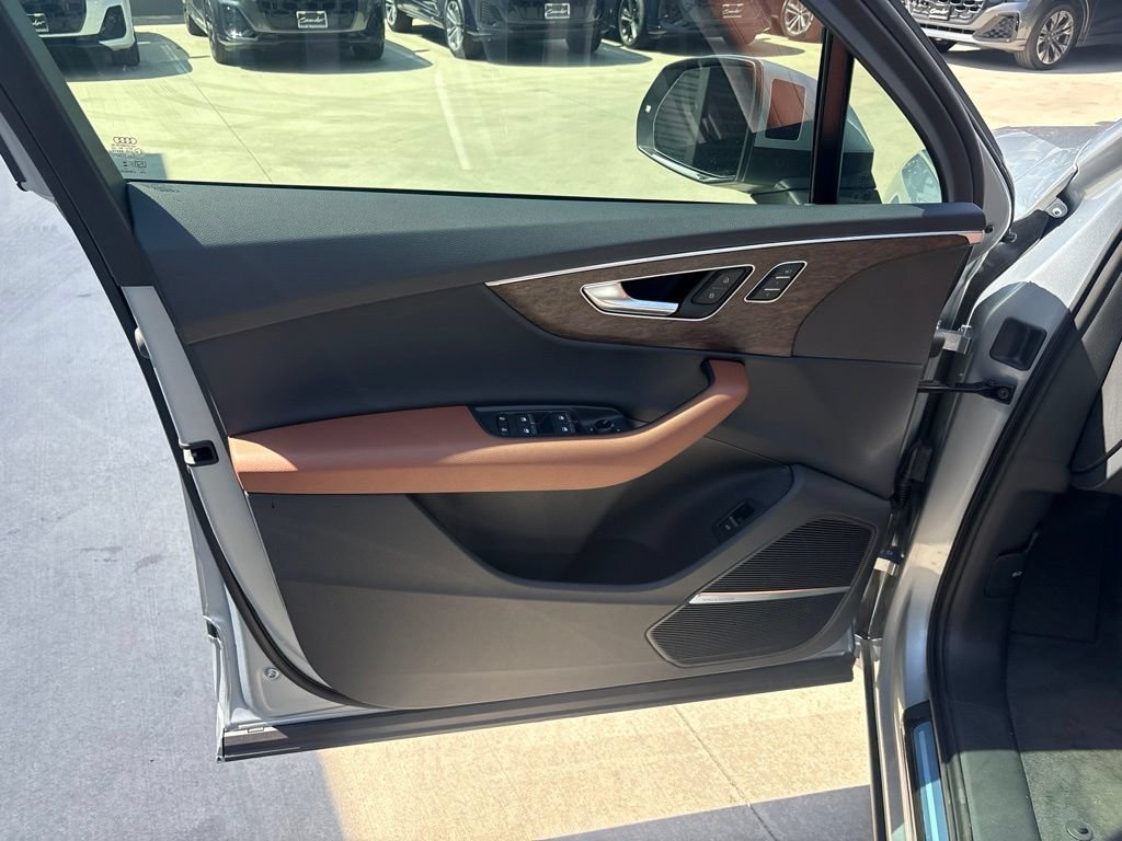 New 2026 Audi Q7 2.0T Premium AWD/4WD image 10