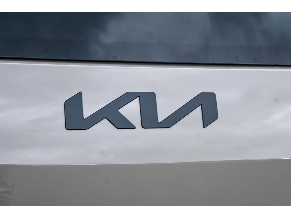 New 2026 Kia EV9 Land w/ Nightfall Edition Package image 34
