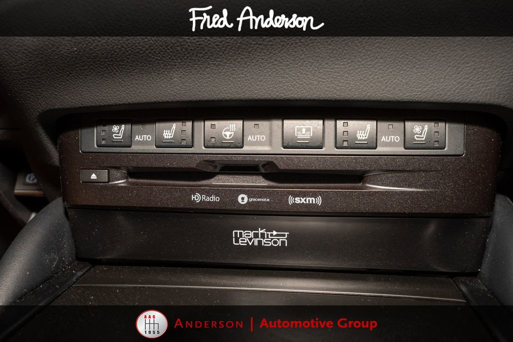 Used 2022 Lexus ES 300h Ultra Luxury w/ Accessory Package 2 FWD image 19