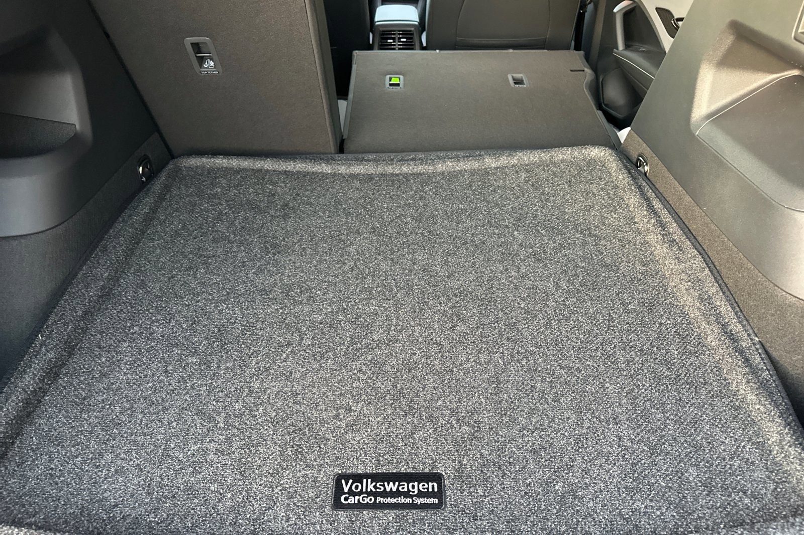 New 2026 Volkswagen Tiguan SE image 15