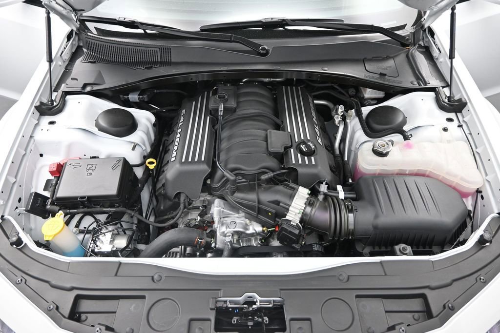 Used 2023 Chrysler 300 C RWD image 33