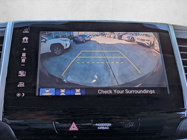 Used 2018 Honda Pilot Touring image 12