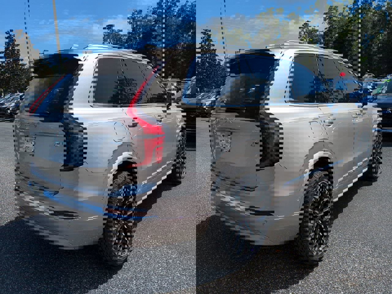 New 2026 Volvo XC90 T8 Ultra image 4