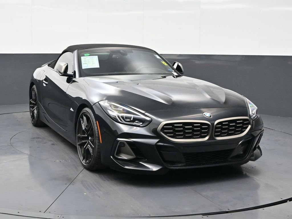 Used 2024 BMW Z4 M40i w/ Premium Package image 7