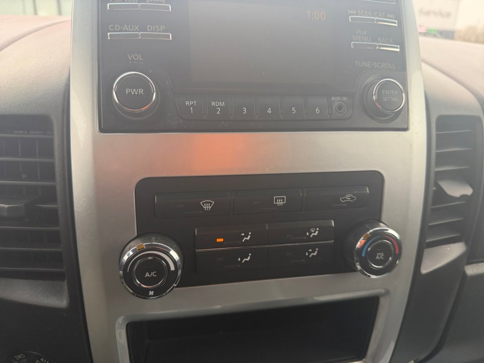 Used 2014 Nissan Titan PRO-4X image 21