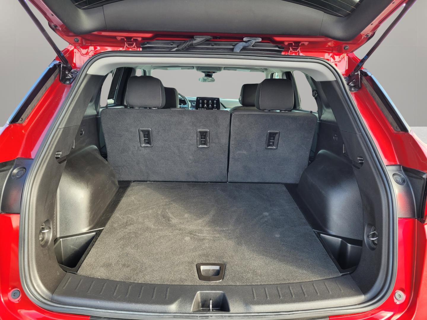 Used 2023 Chevrolet Blazer LT image 26