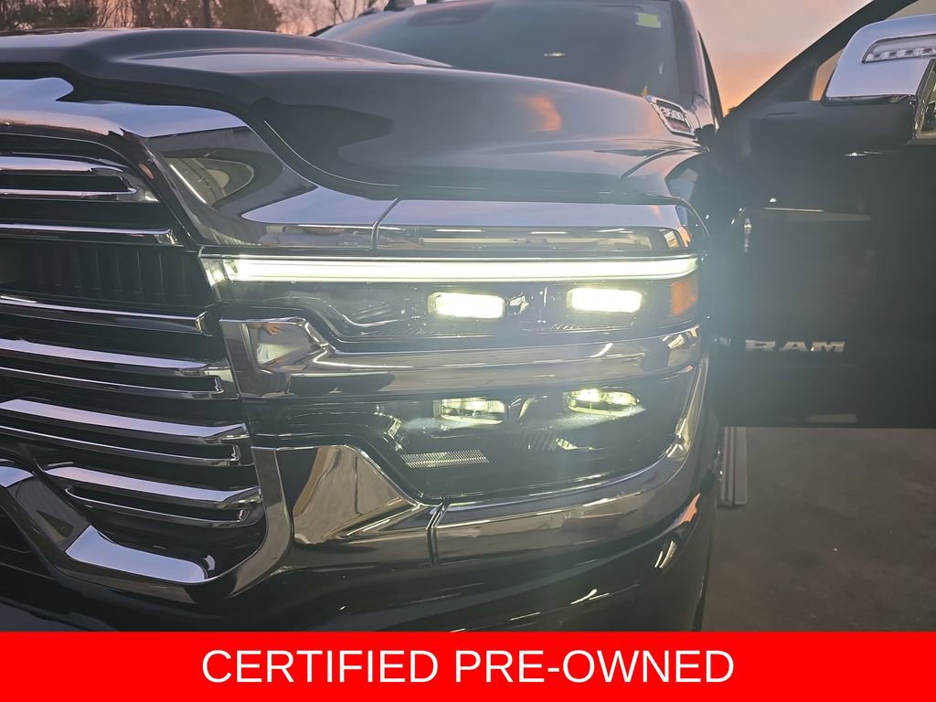 Used 2026 RAM 3500 Laramie AWD/4WD image 31