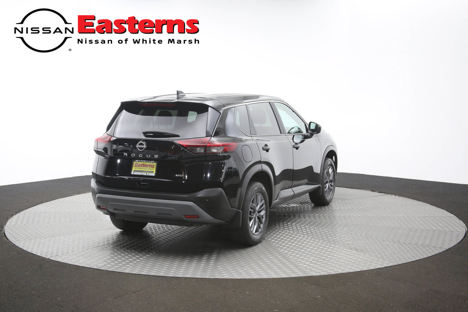 Used 2023 Nissan Rogue S AWD/4WD image 34