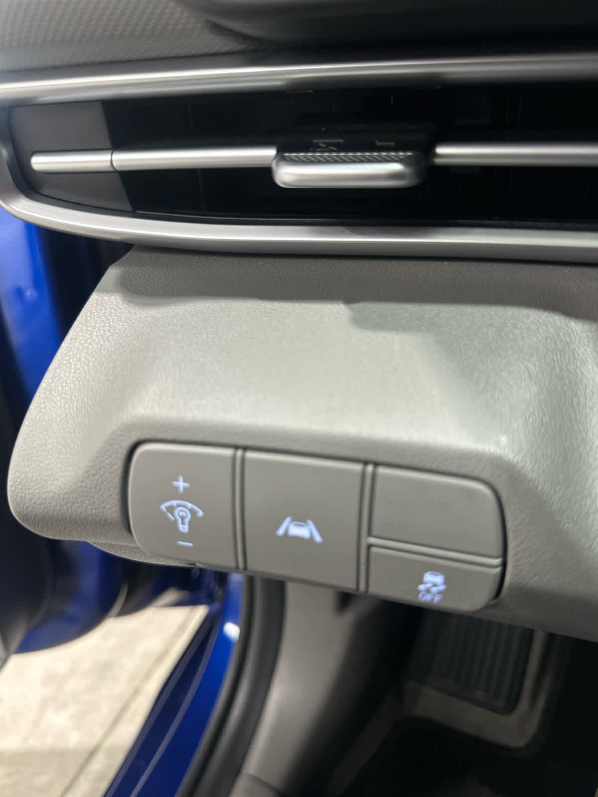 Used 2023 Hyundai Elantra SEL FWD image 30