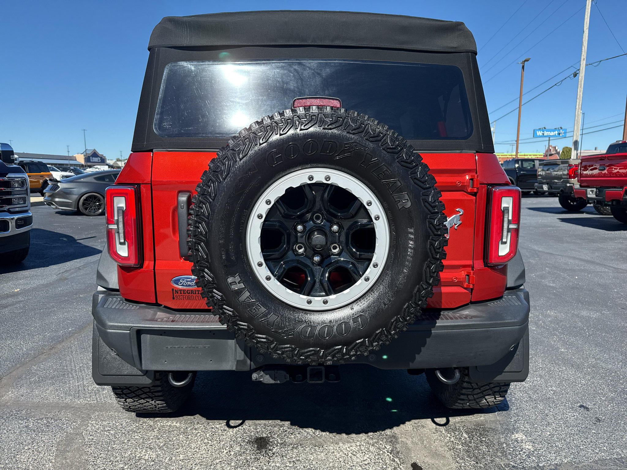 Used 2024 Ford Bronco Badlands AWD/4WD image 7