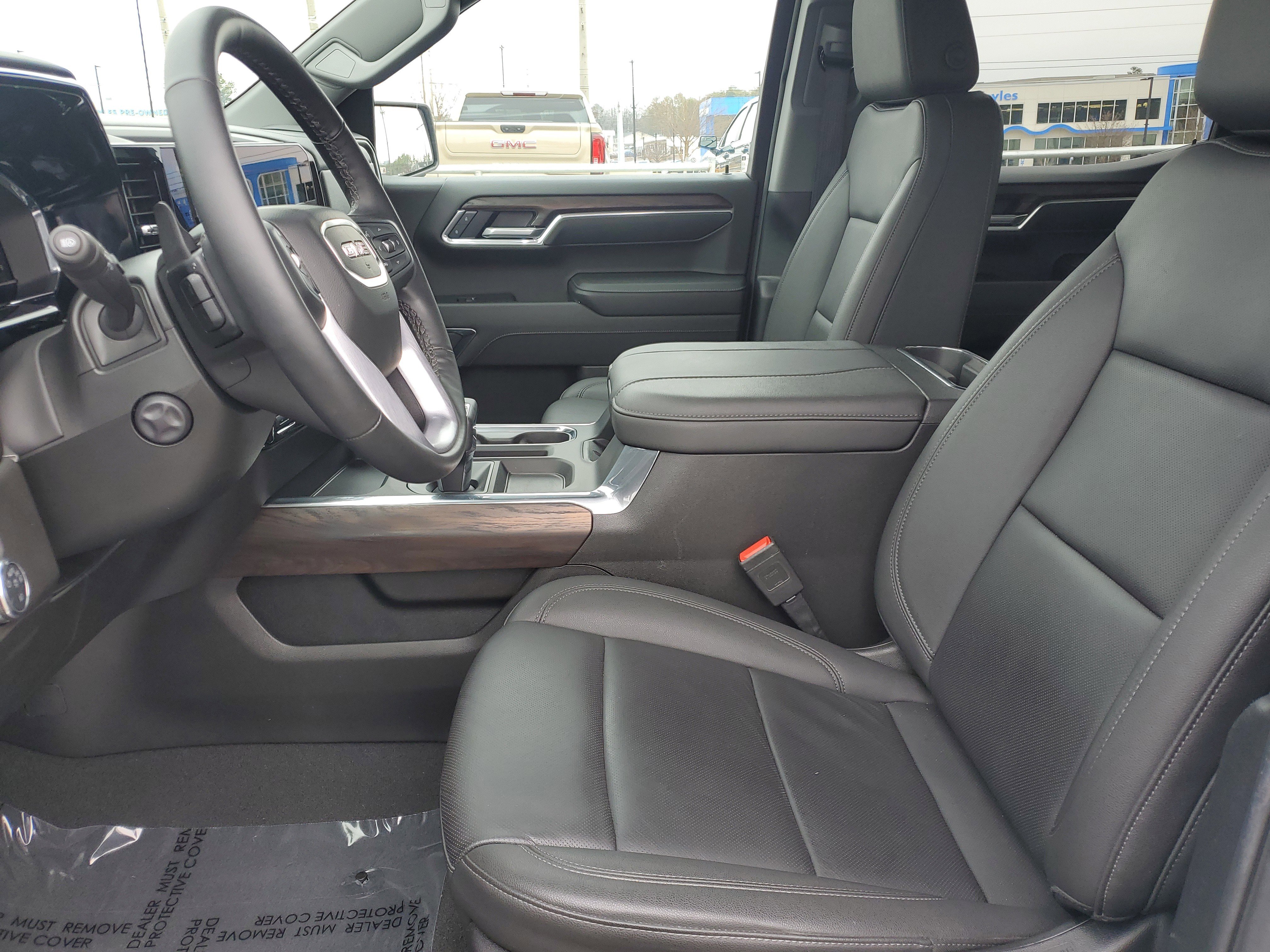 Used 2025 GMC Sierra 1500 SLT w/ SLT Premium Plus Package image 18