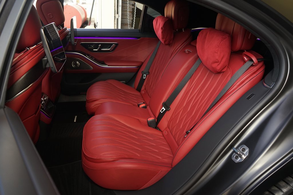 Used 2025 Mercedes-Benz S 63 AMG S image 23