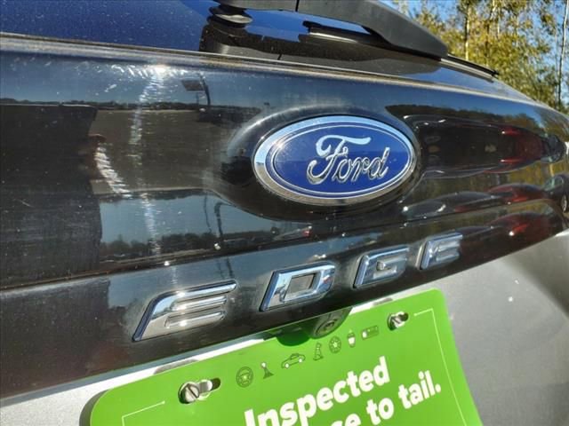 Used 2024 Ford Edge Titanium AWD/4WD image 7