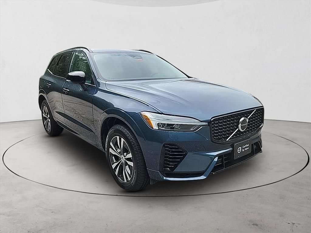 Certified 2025 Volvo XC60 T8 Core AWD/4WD image 7