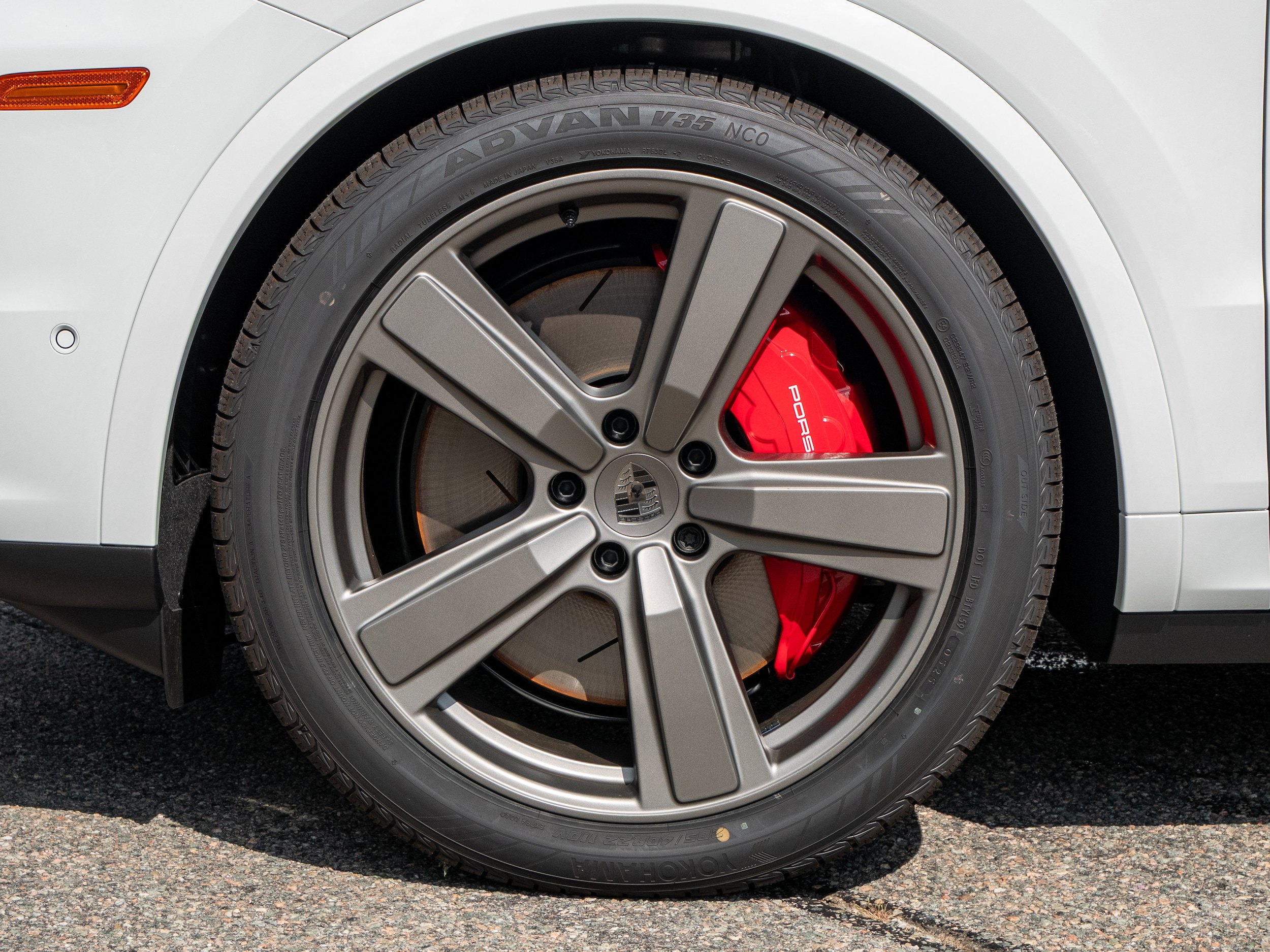 New 2025 Porsche Cayenne Turbo AWD/4WD image 11