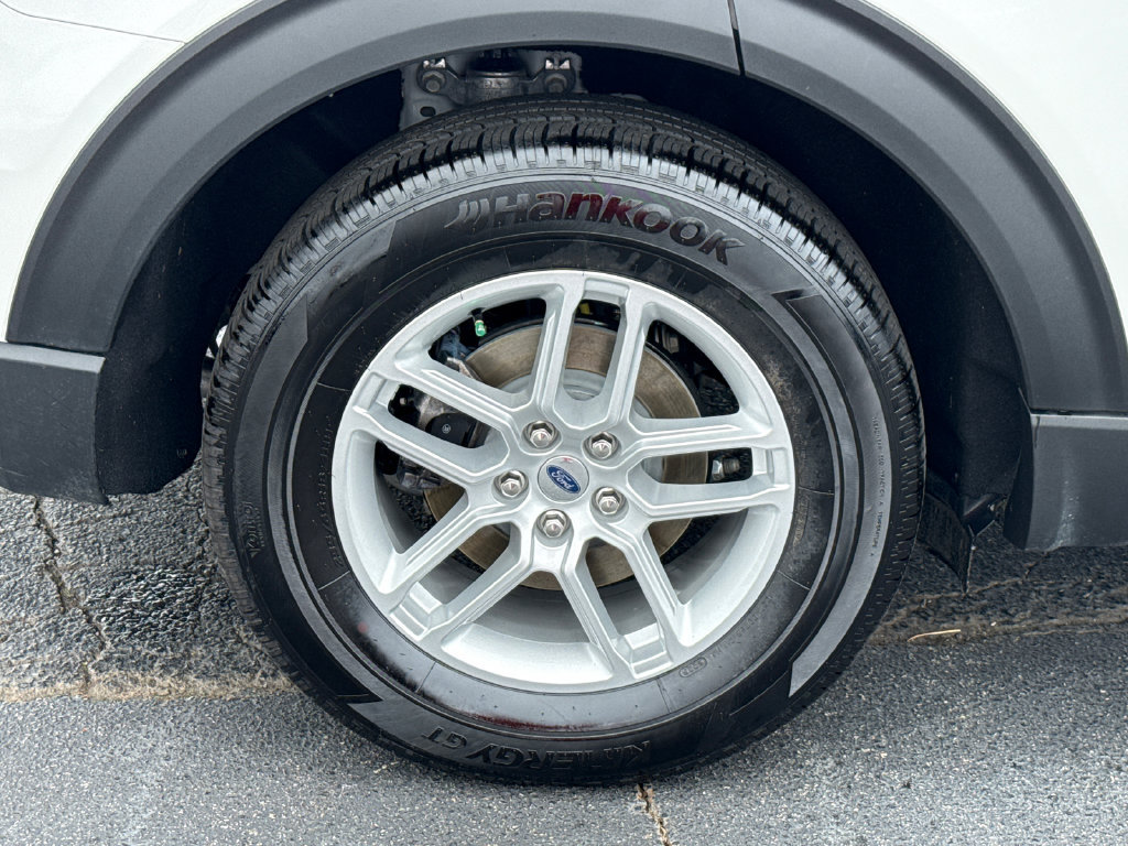 Certified 2026 Ford Explorer Active RWD image 17