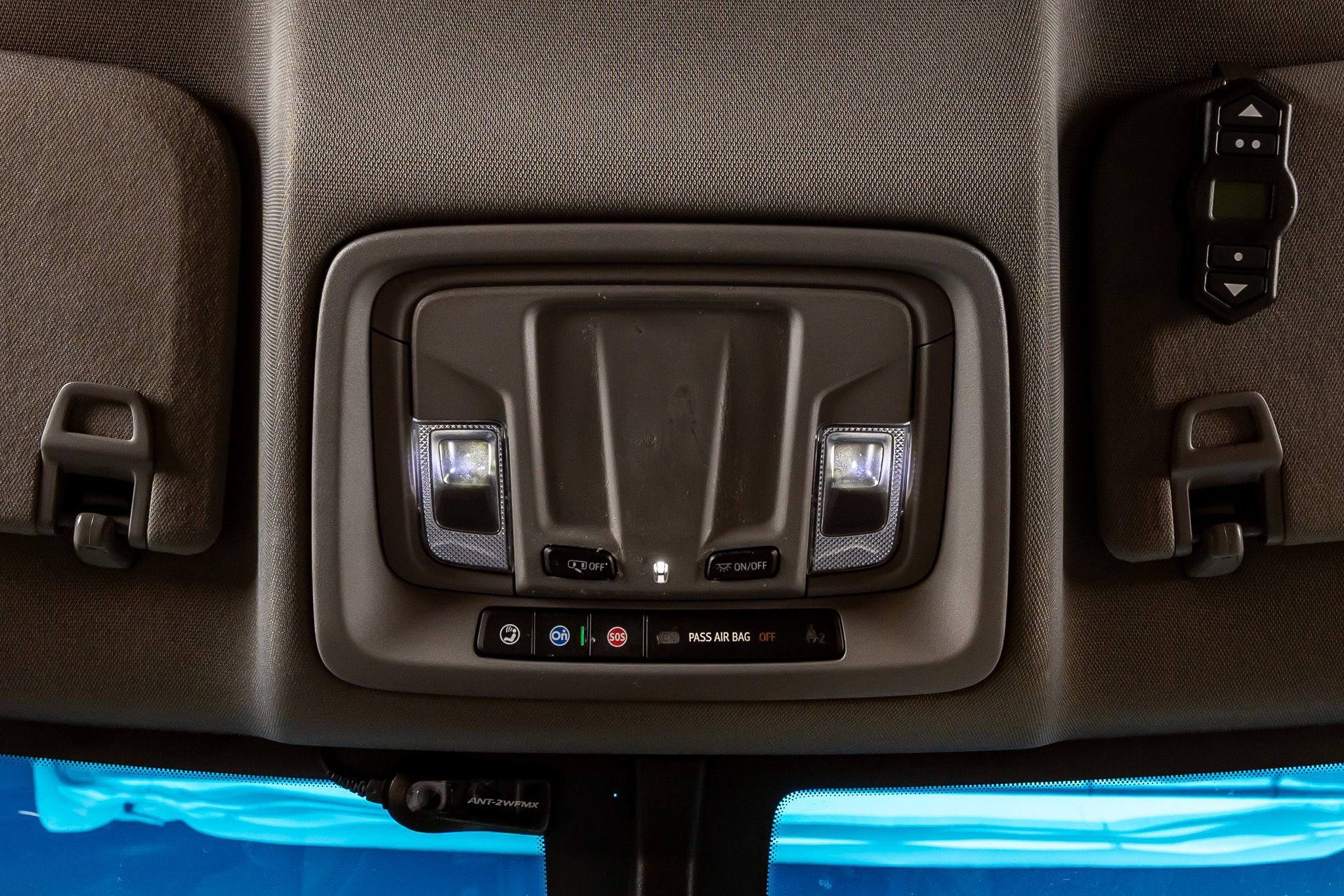 Used 2020 GMC Sierra 2500 4x4 Crew Cab w/ Gooseneck/5TH Wheel Package image 27