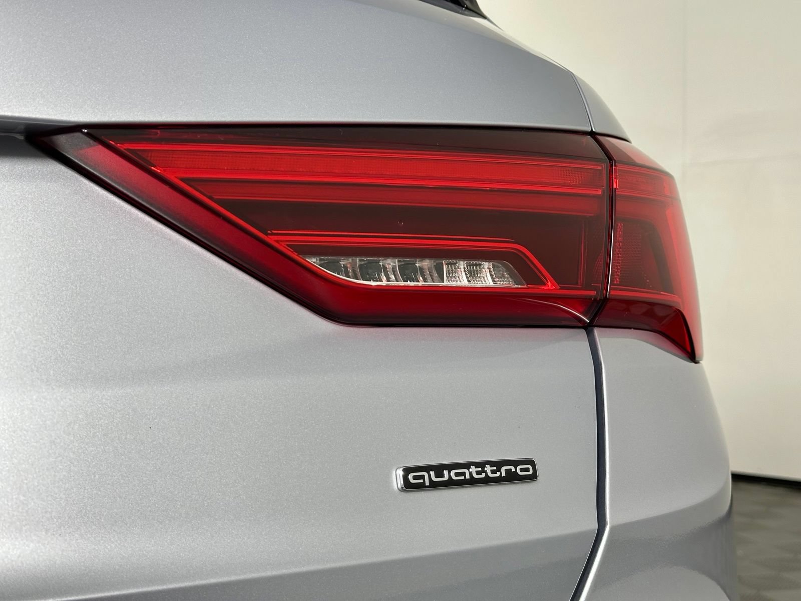Used 2021 Audi Q3 2.0T Premium Plus AWD/4WD image 13
