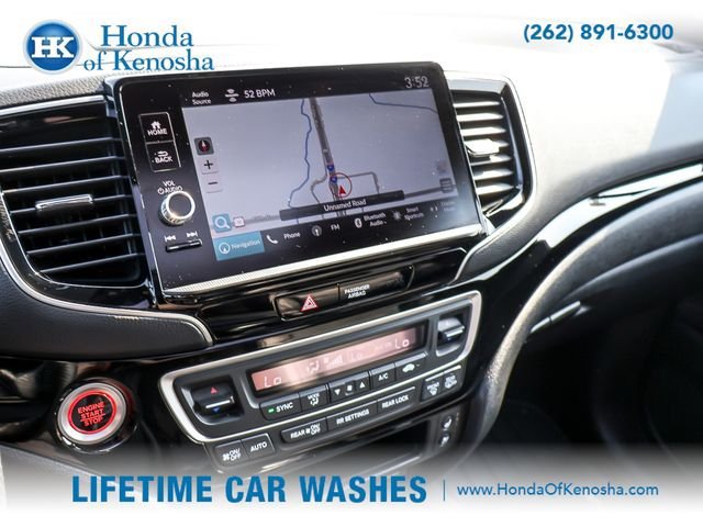 Certified 2024 Honda Ridgeline Black Edition image 16