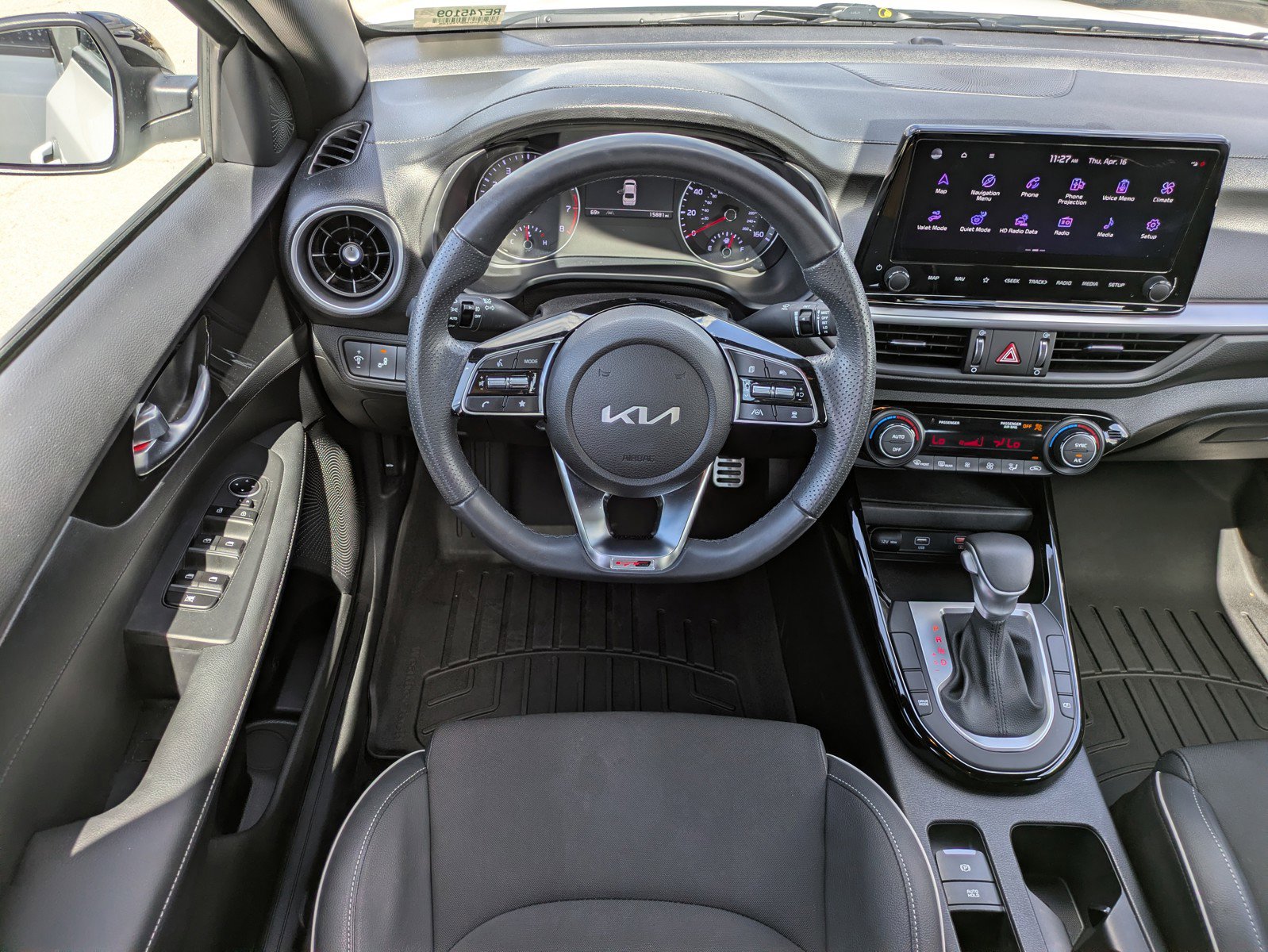 Certified 2024 Kia Forte GT-Line image 12