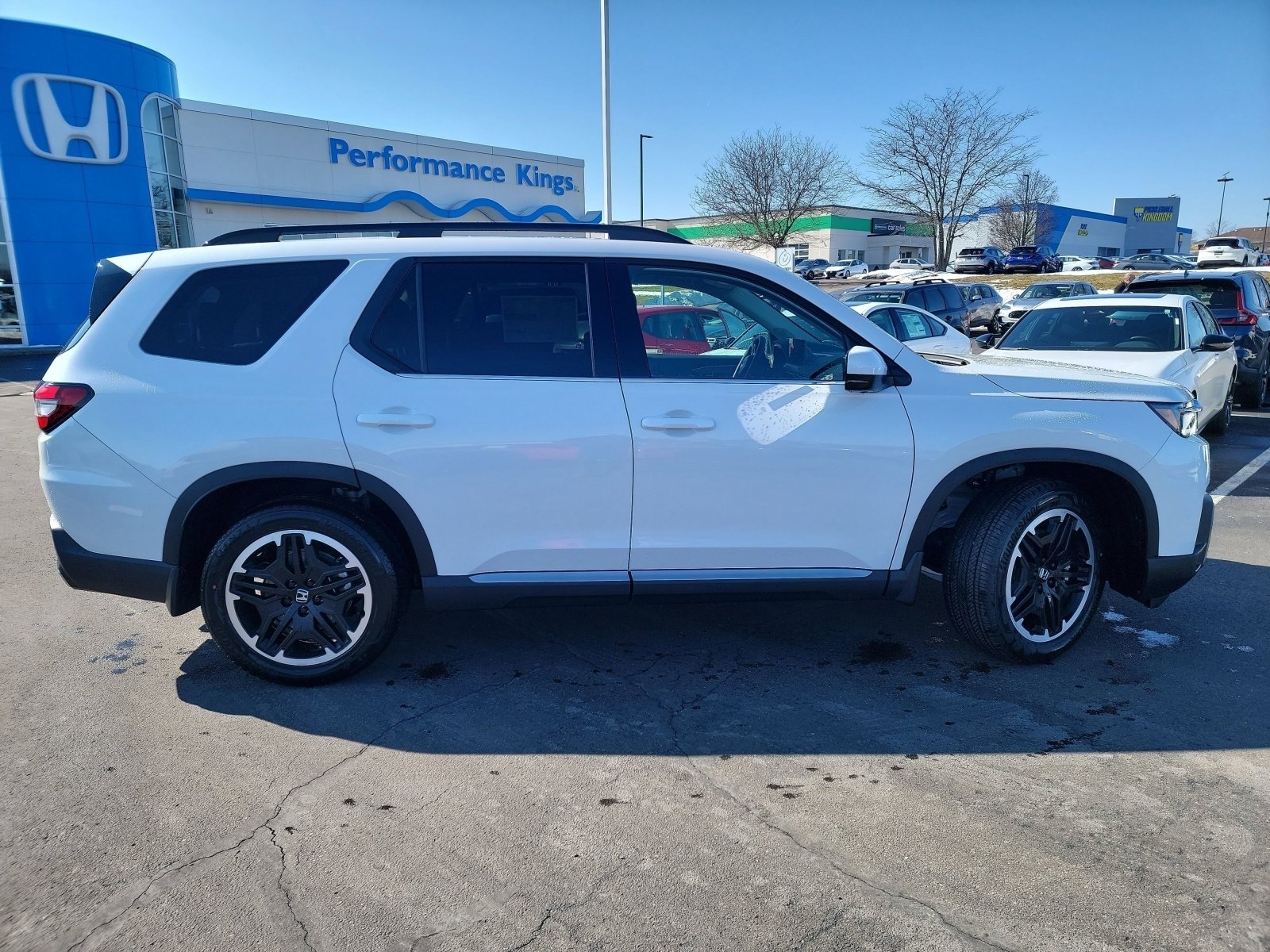 New 2026 Honda Pilot Touring image 11