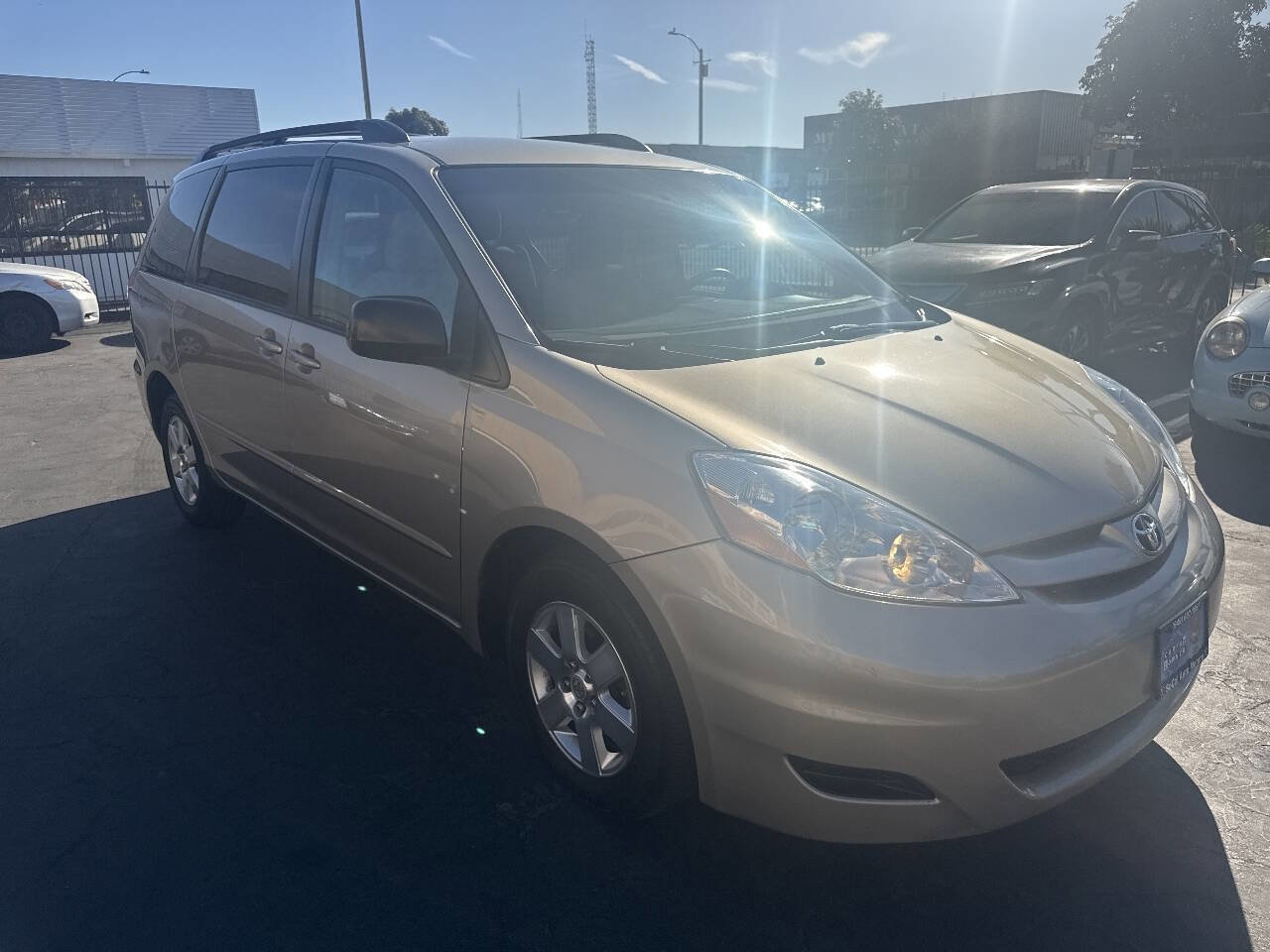 Used 2009 Toyota Sienna LE image 7