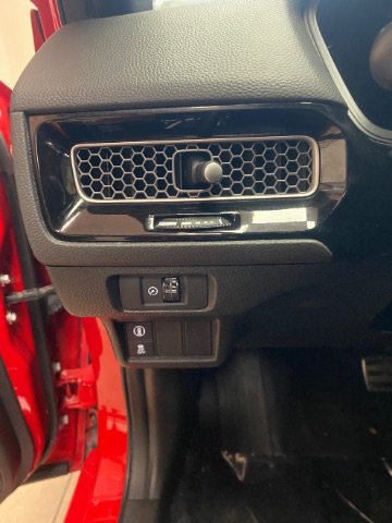 Used 2023 Honda Civic Sport image 17