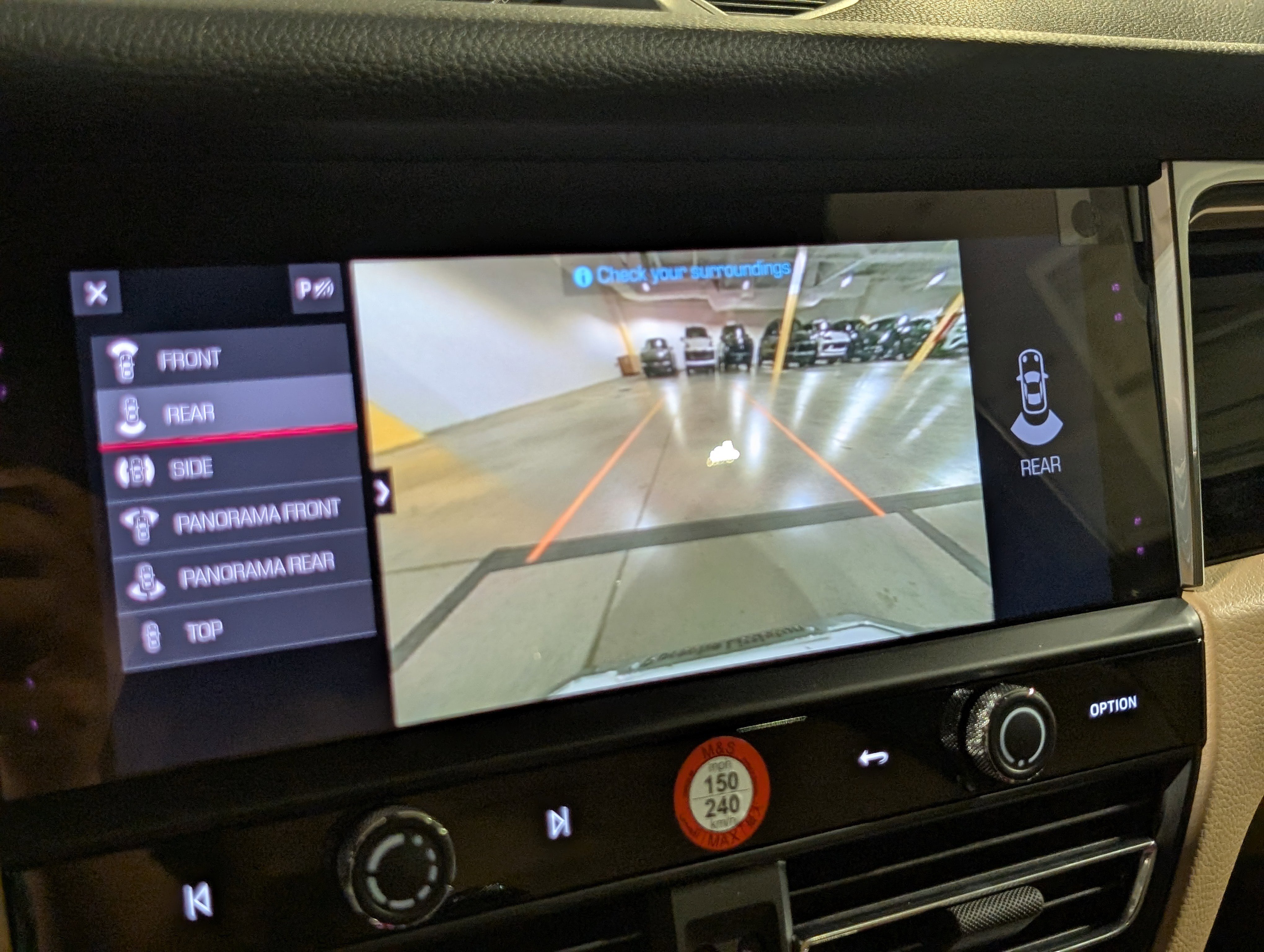 New 2026 Porsche Macan image 36