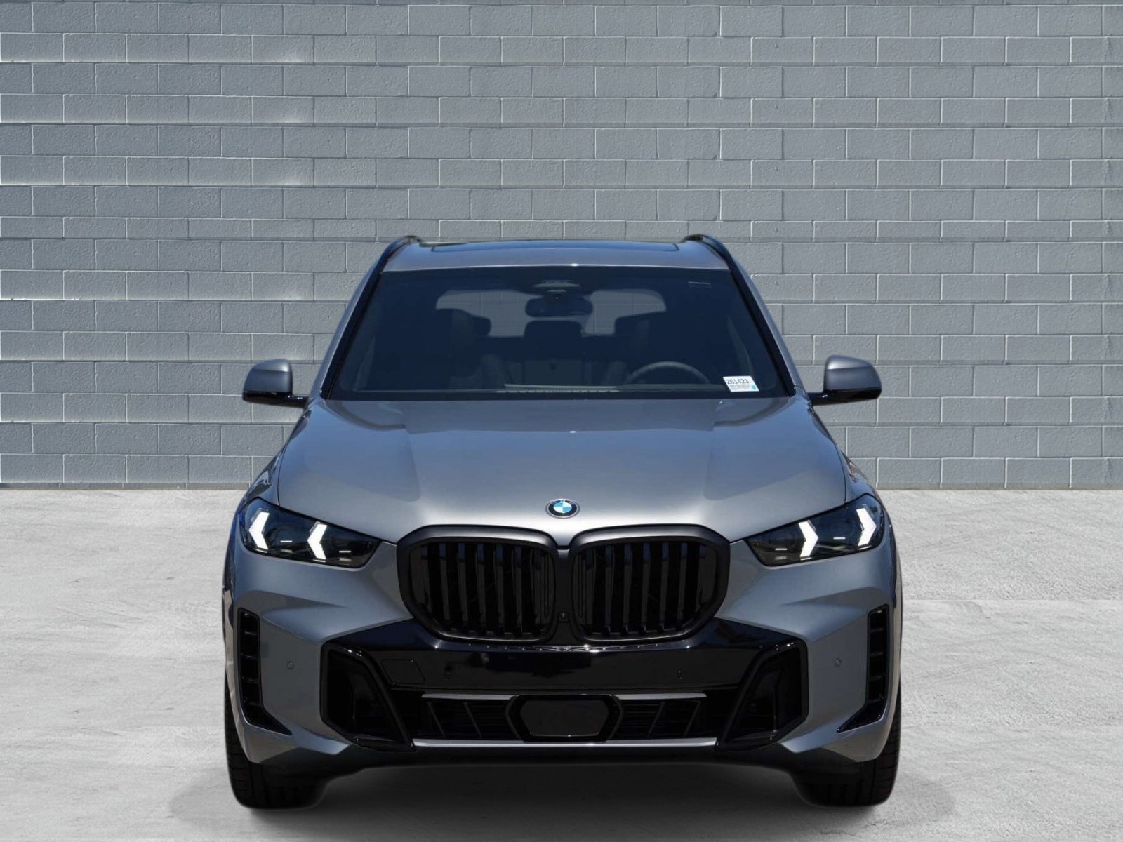 New 2026 BMW X5 xDrive40i w/ M Sport Package AWD/4WD image 2