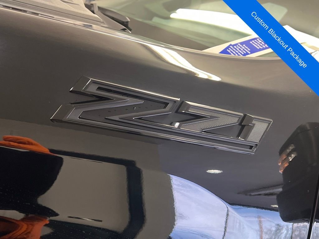 Used 2025 Chevrolet Silverado 2500 Custom w/ Custom Value Package image 8