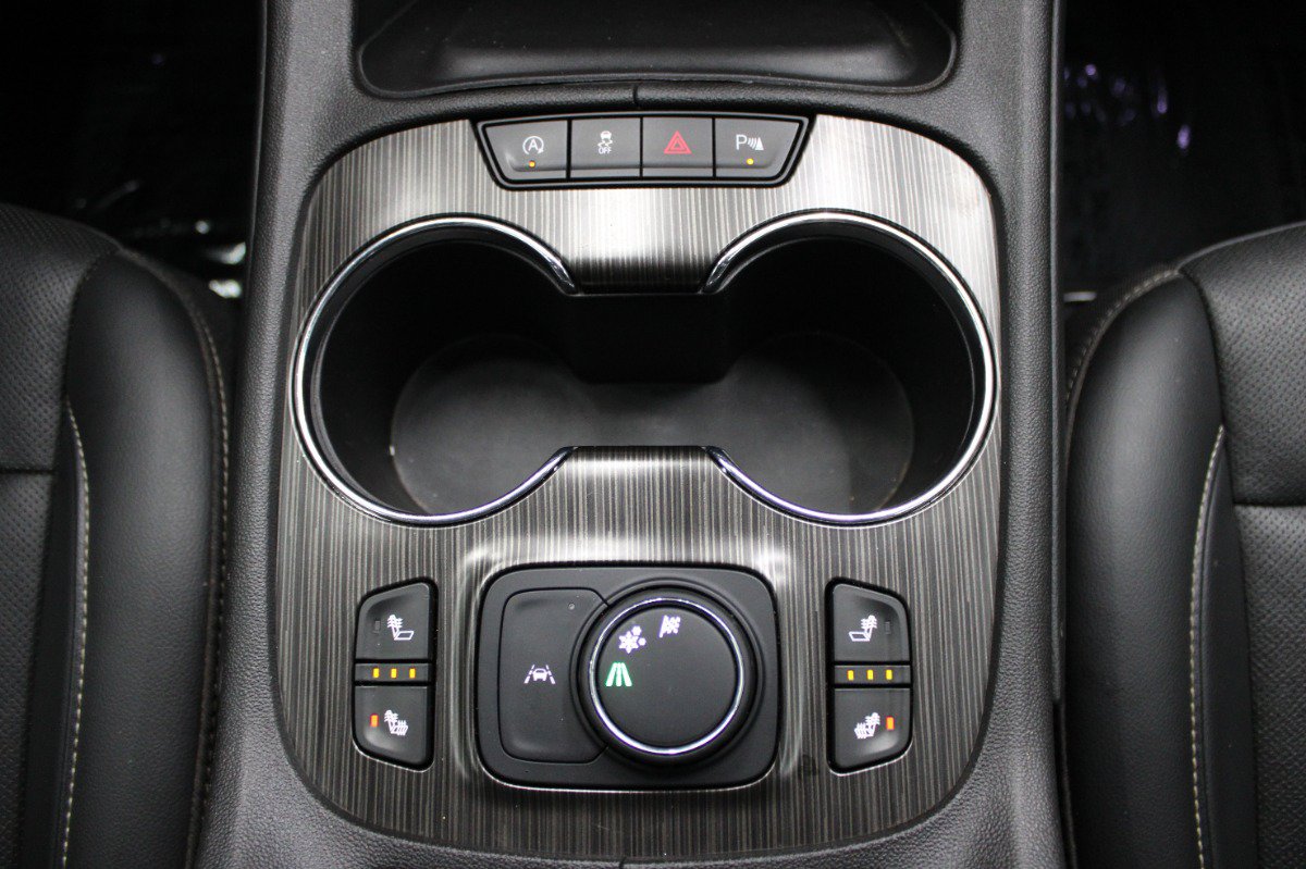 Used 2022 GMC Acadia SLT w/ LPO, Floor Liner Package FWD image 32