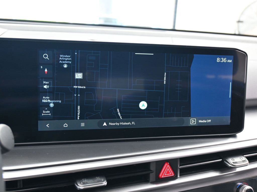 Used 2025 Kia Sorento EX w/ Panoramic Sunroof Package FWD image 19