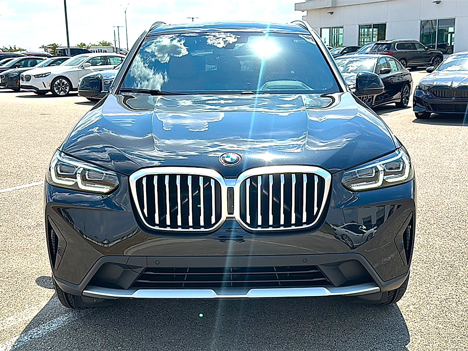 Used 2024 BMW X3 sDrive30i w/ Premium Package RWD image 11