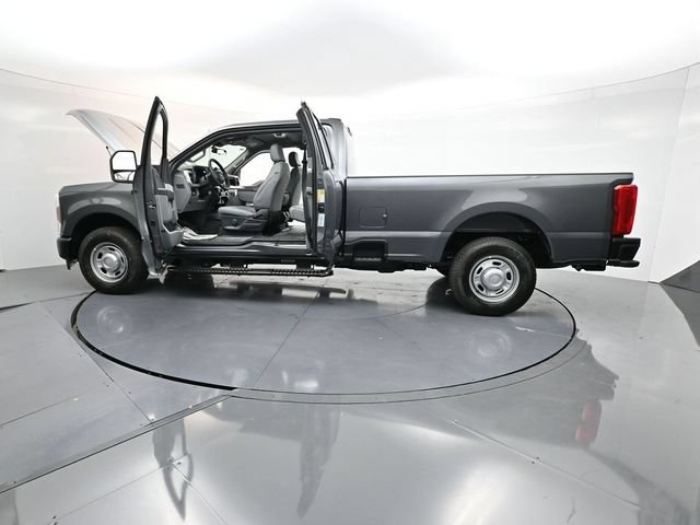 Used 2026 Ford F250 XL RWD image 37