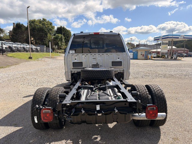 New 2027 Ford F450 XL w/ XL Chrome Package AWD/4WD image 6