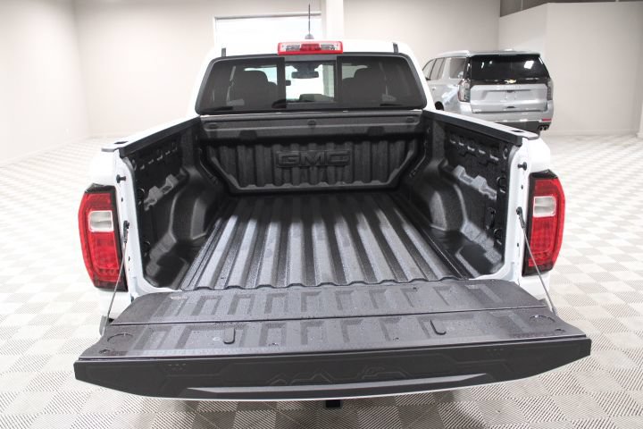 New 2026 GMC Canyon AT4 w/ Technology Plus Package AWD/4WD image 14