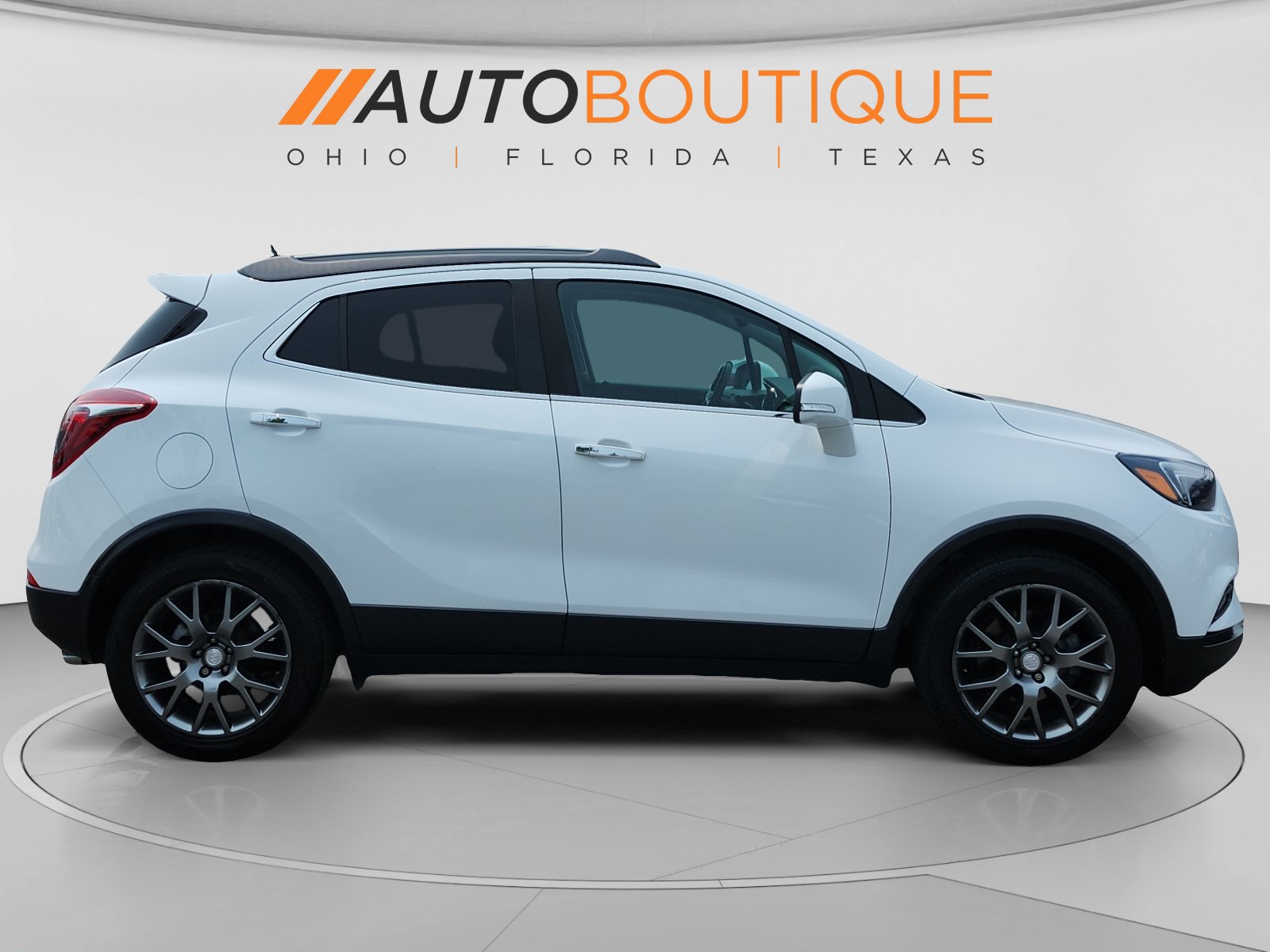 Used 2019 Buick Encore Sport Touring FWD image 7