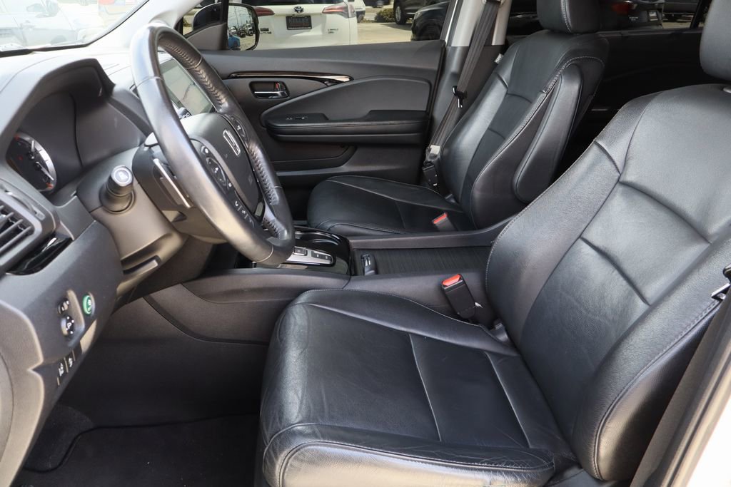 Used 2018 Honda Pilot Touring image 21