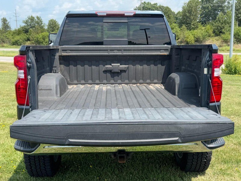Used 2020 Chevrolet Silverado 1500 LT w/ True North Edition AWD/4WD image 5