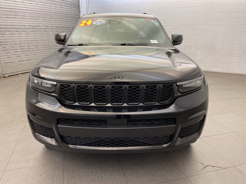 Certified 2024 Jeep Grand Cherokee L Laredo AWD/4WD image 10