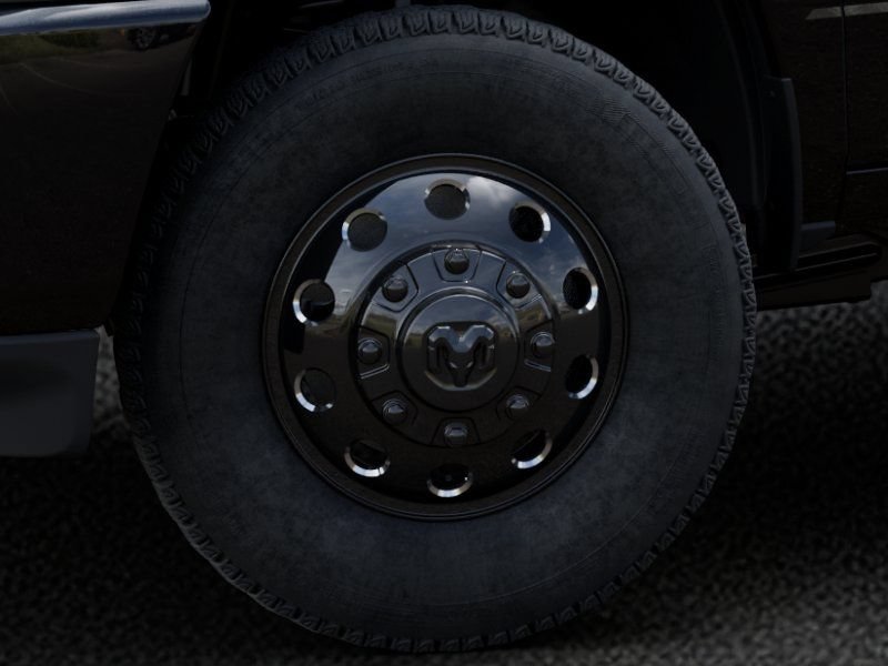 New 2026 RAM 3500 Big Horn AWD/4WD image 8