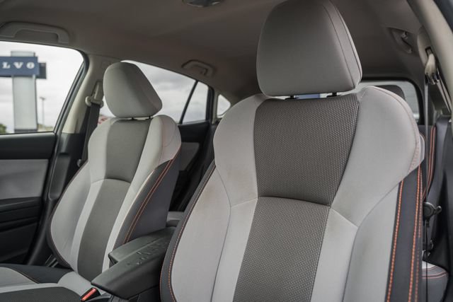 Used 2018 Subaru Crosstrek 2.0i Premium w/ Eyesight System AWD/4WD image 34