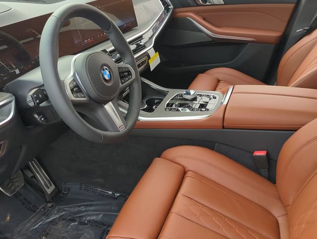 Used 2026 BMW X7 xDrive40i w/ M Sport Package AWD/4WD image 15